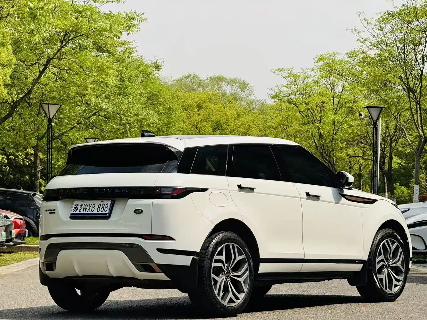 Land Rover Range Rover Evoque 2020 249PS R-DYNAMIC SE Sport Tech Edition фото 6
