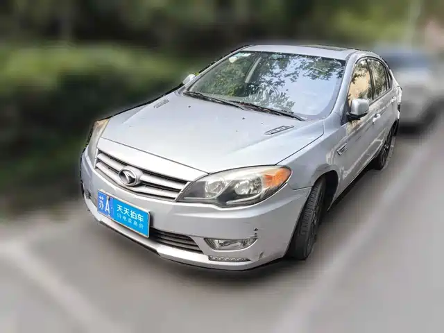  Soueast V5 Lingzhi 2013 1.5L CVT Smart Style