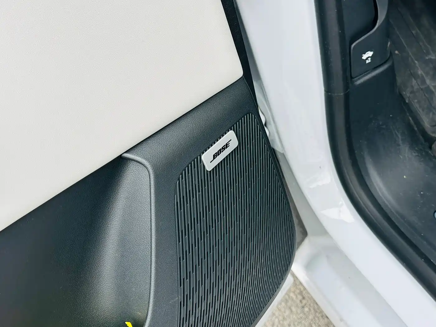 BUICK GL8 NEW ENERGY