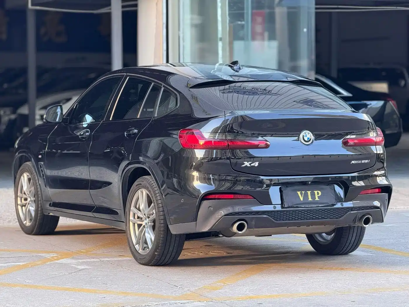 Фото 9 - BMW X4