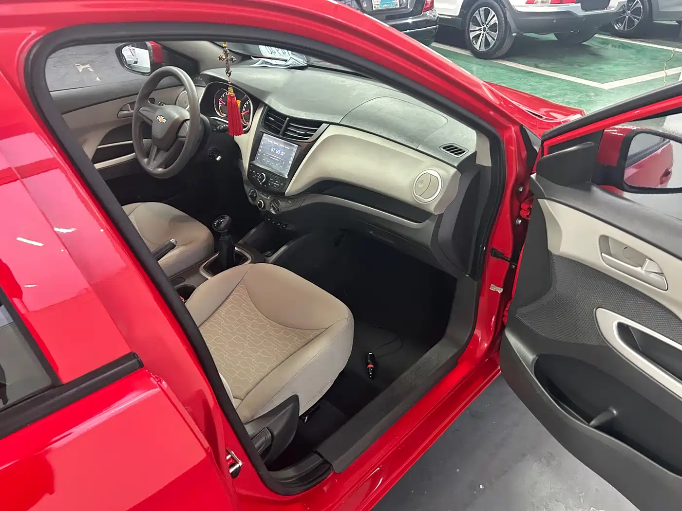 Chevrolet Sail 2015 Sail 3 1.5L Manual Ideal Sunroof Edition фото 15