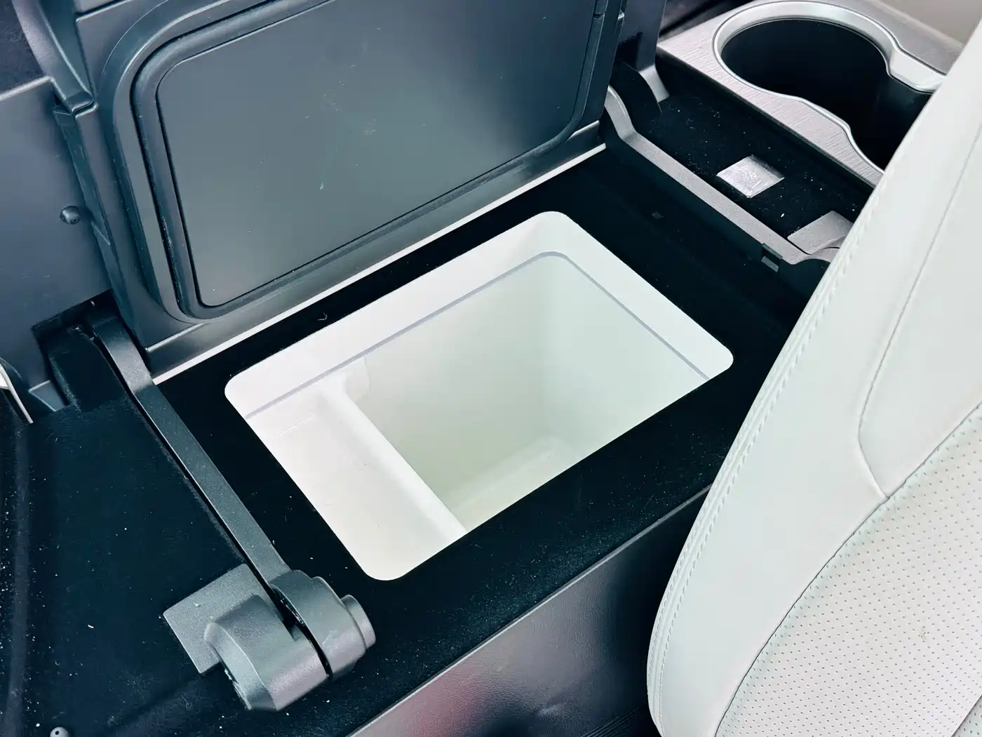 BUICK GL8 NEW ENERGY