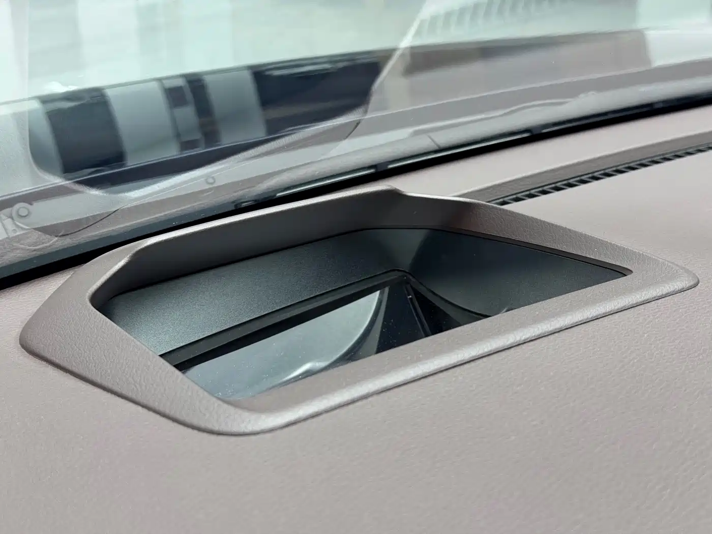 Toyota Sienna 2021 2.5L Hybrid Platinum Edition фото 11