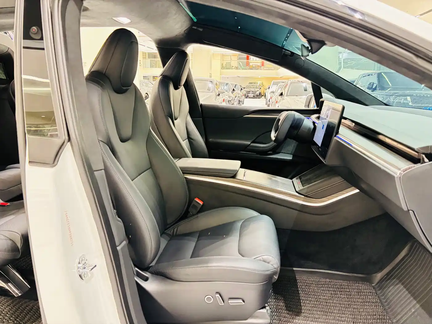 Tesla Model X 2024 2023 Dual Motor All-Wheel Drive Edition