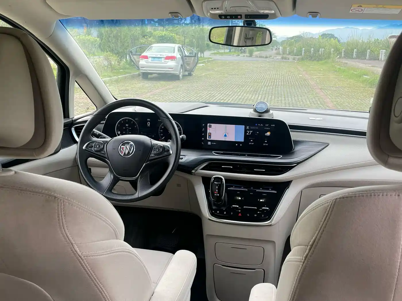 Buick GL8 2023 ES Landmaster Exclusive фото 5