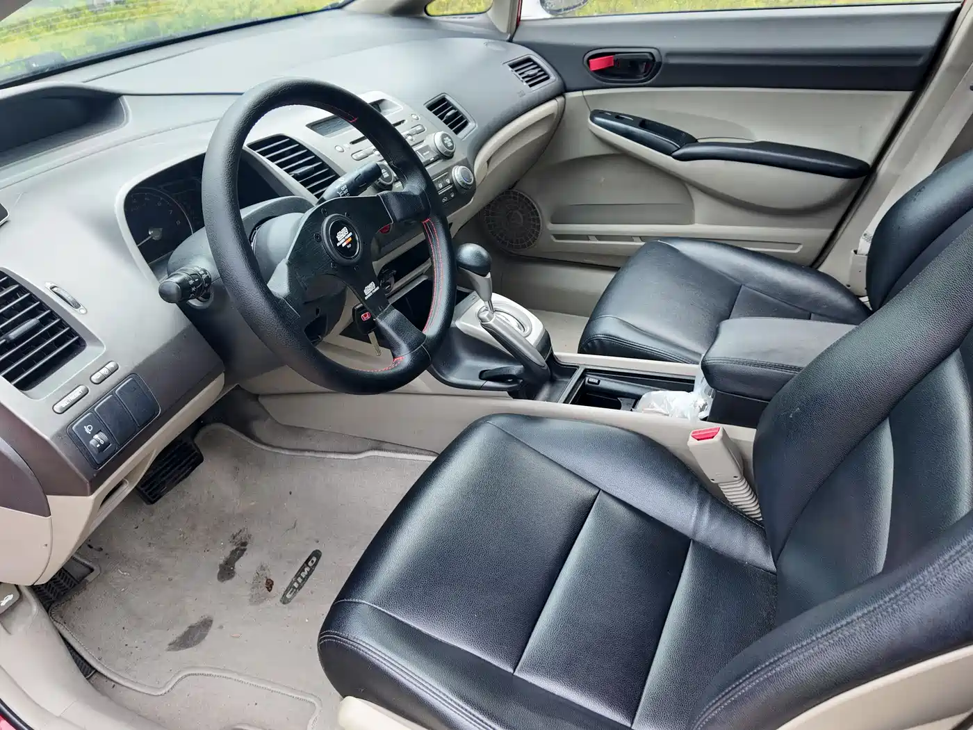 CIIMO CIIMO 2012 2012 1.8L Automatic
