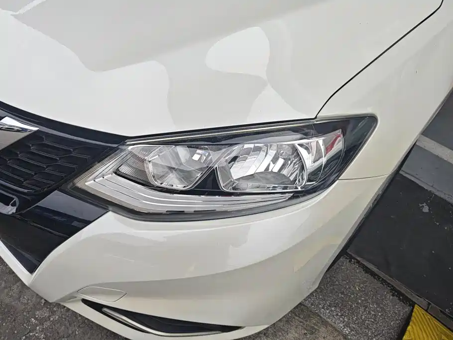 Nissan Tiida, миниатюра 5