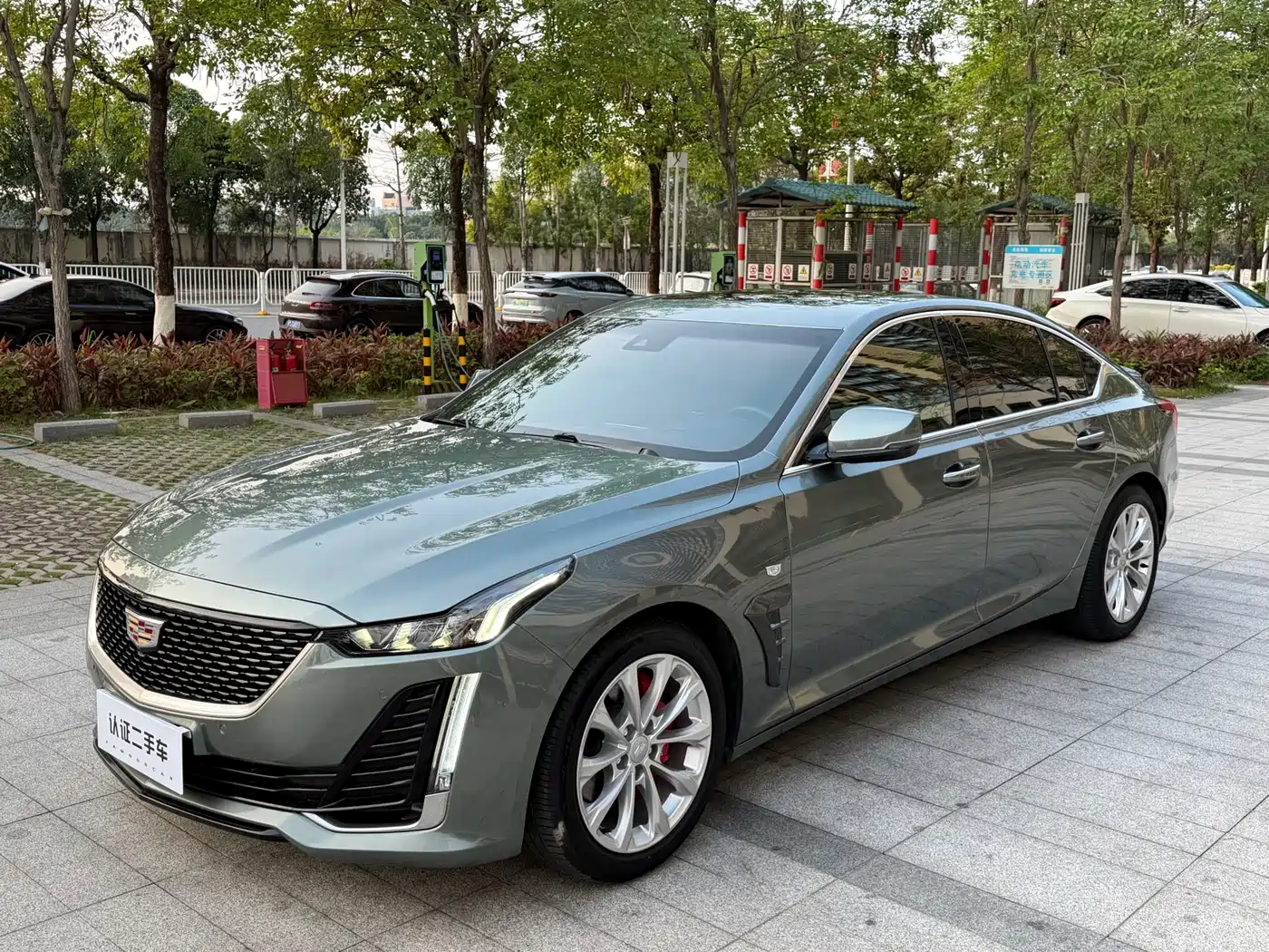 CADILLAC CT5