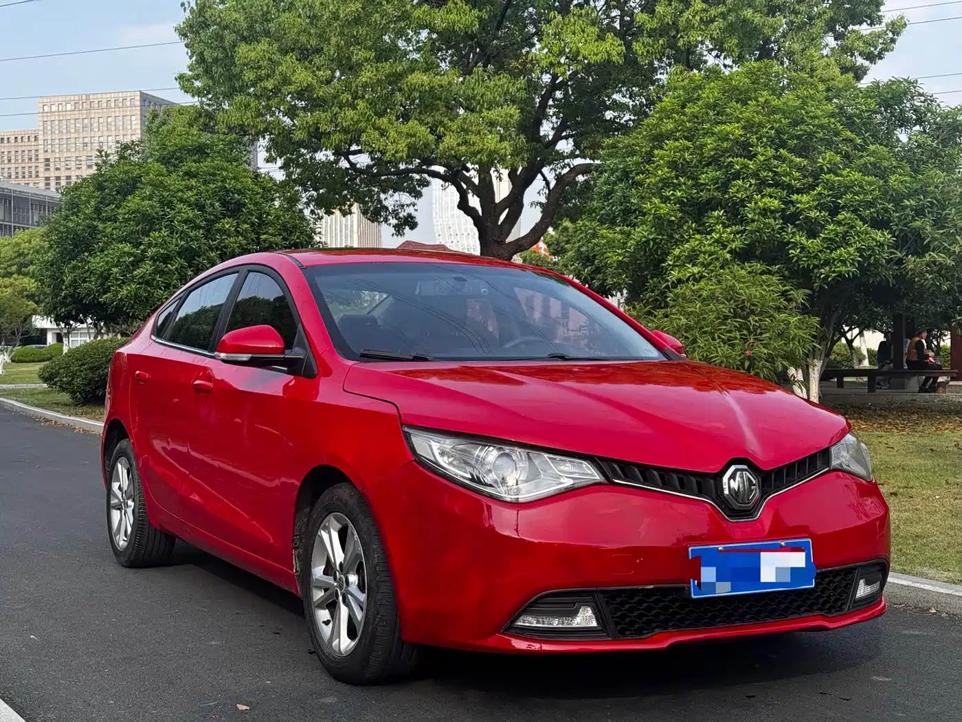 MG SHARP LINE