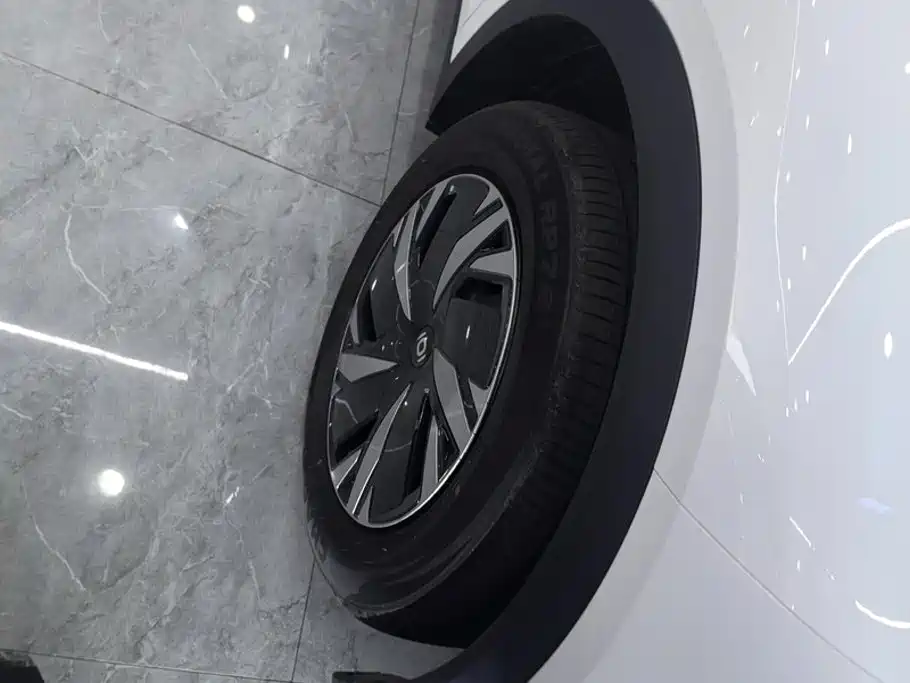 Changan Qiyuan Changan Qiyuan Q05 2026 Model Base 6
