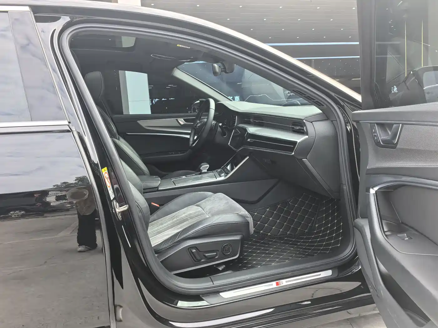 Audi A6L 2020 45 TFSI Premium Dynamic фото 8
