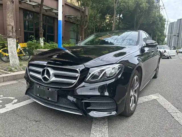 Mercedes-Benz E-Class 2019