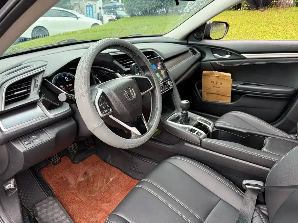 صورة 7 - Honda Civic