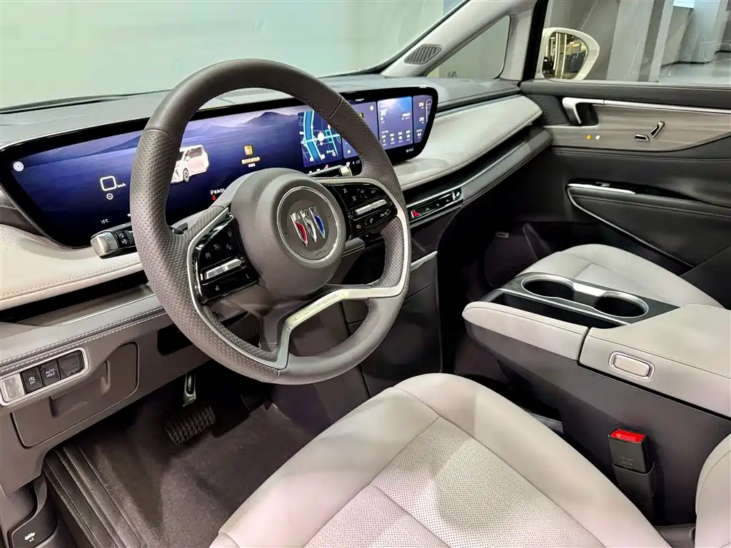 Buick GL8 2025 Land Honor Premium Edition фото 28