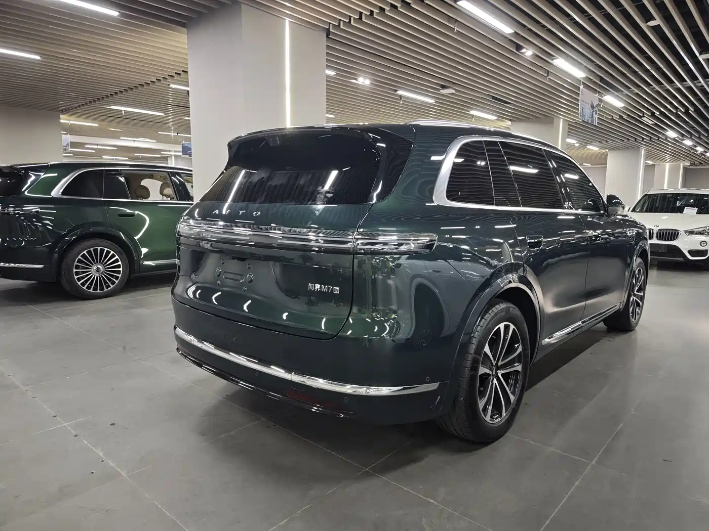 2026 Aito M7