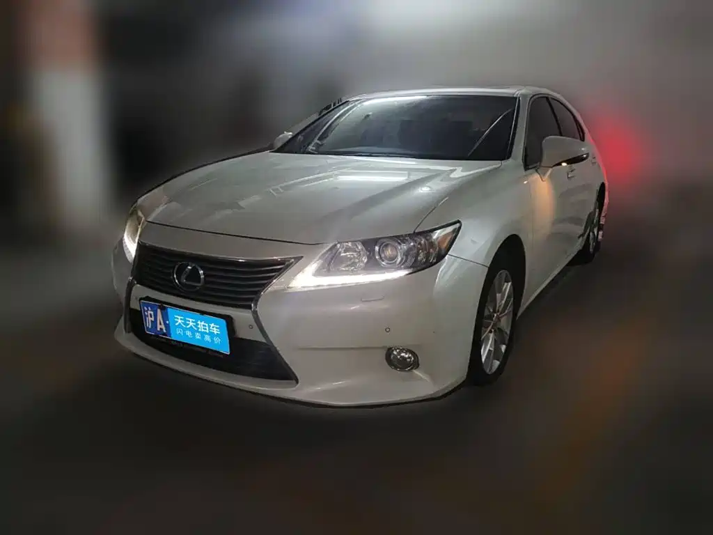 Lexus ES 2013 — пригон из Китая