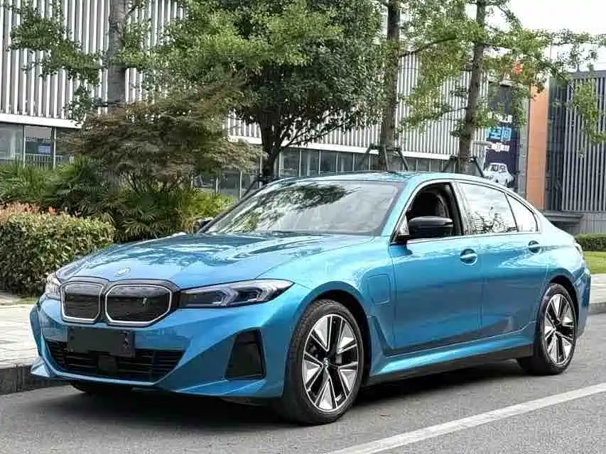  BMW BMW i3 2023 eDrive 40 L Shadow Night Sport Package