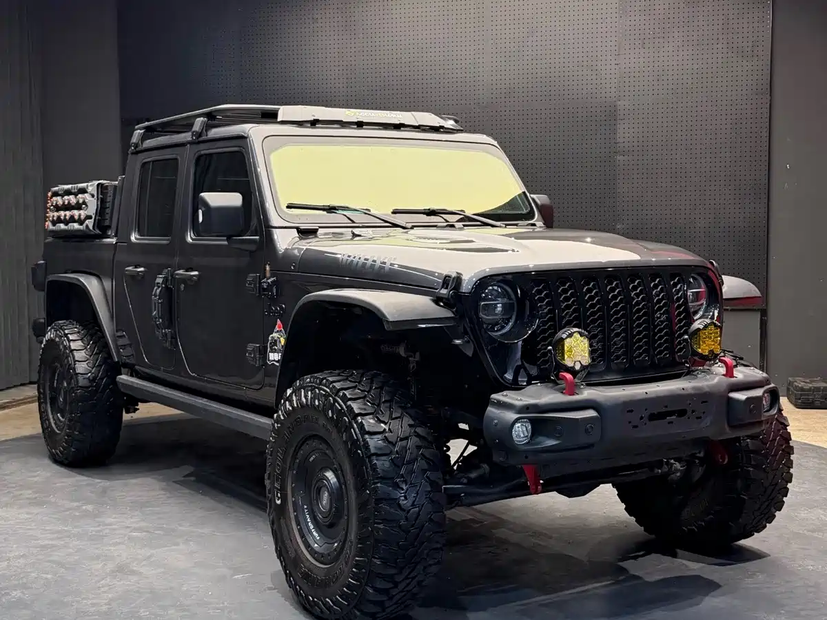 Фото 2 - Jeep Gladiator