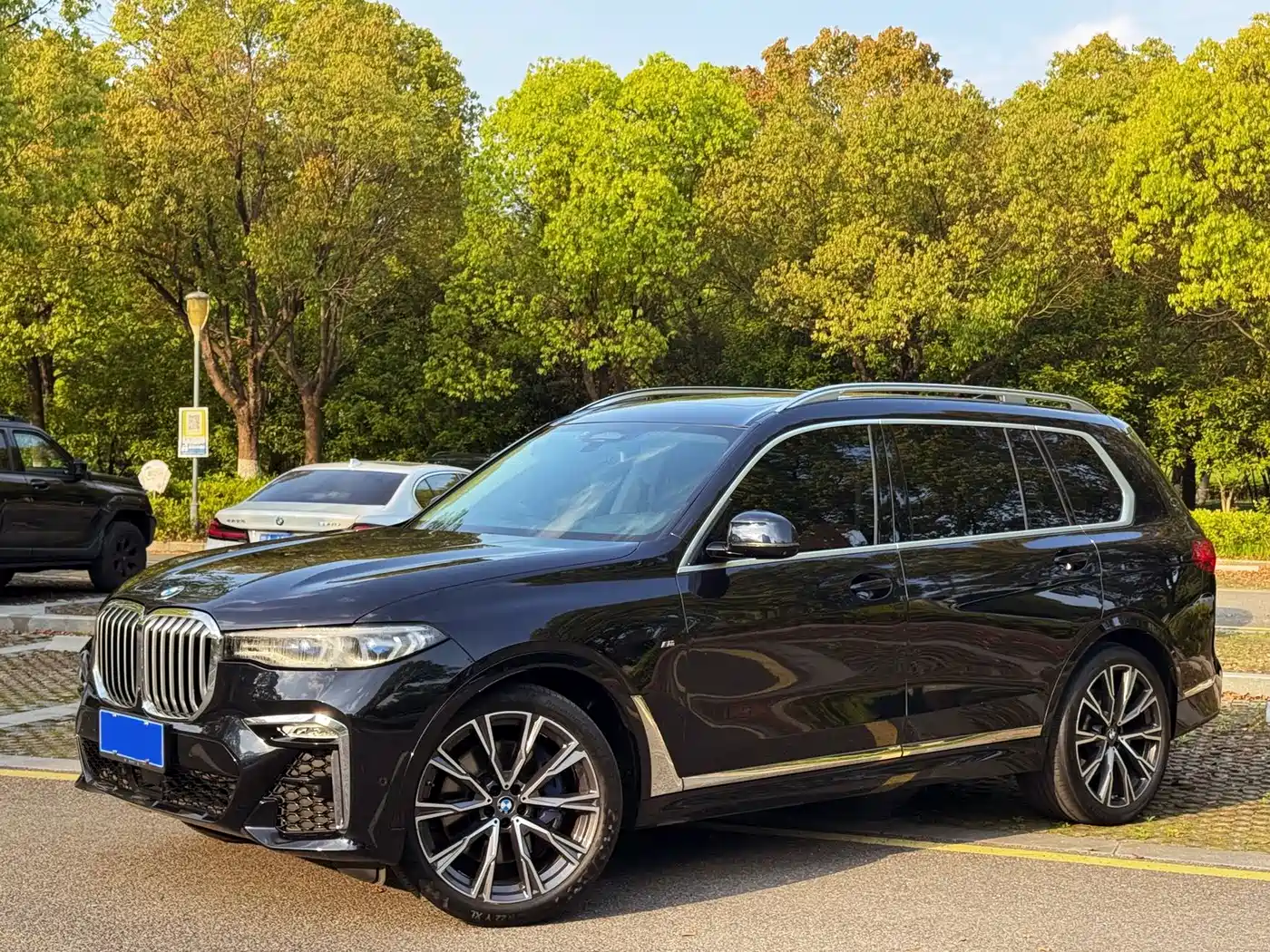 BMW X7 2021 xDrive40i Executive M Sport Package