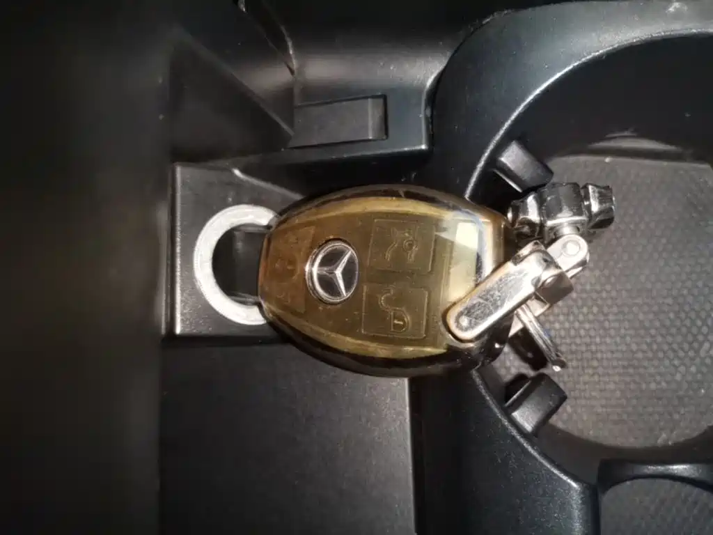 Фото 9 - Mercedes-Benz C-Class