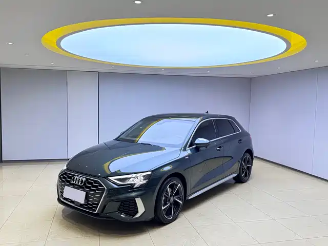 Audi A3 2021 Sportback 35 TFSI Fashion Sport