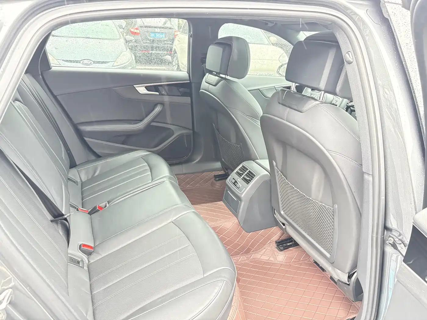 Audi A4L 2023 40 TFSI Luxury Sport фото 9