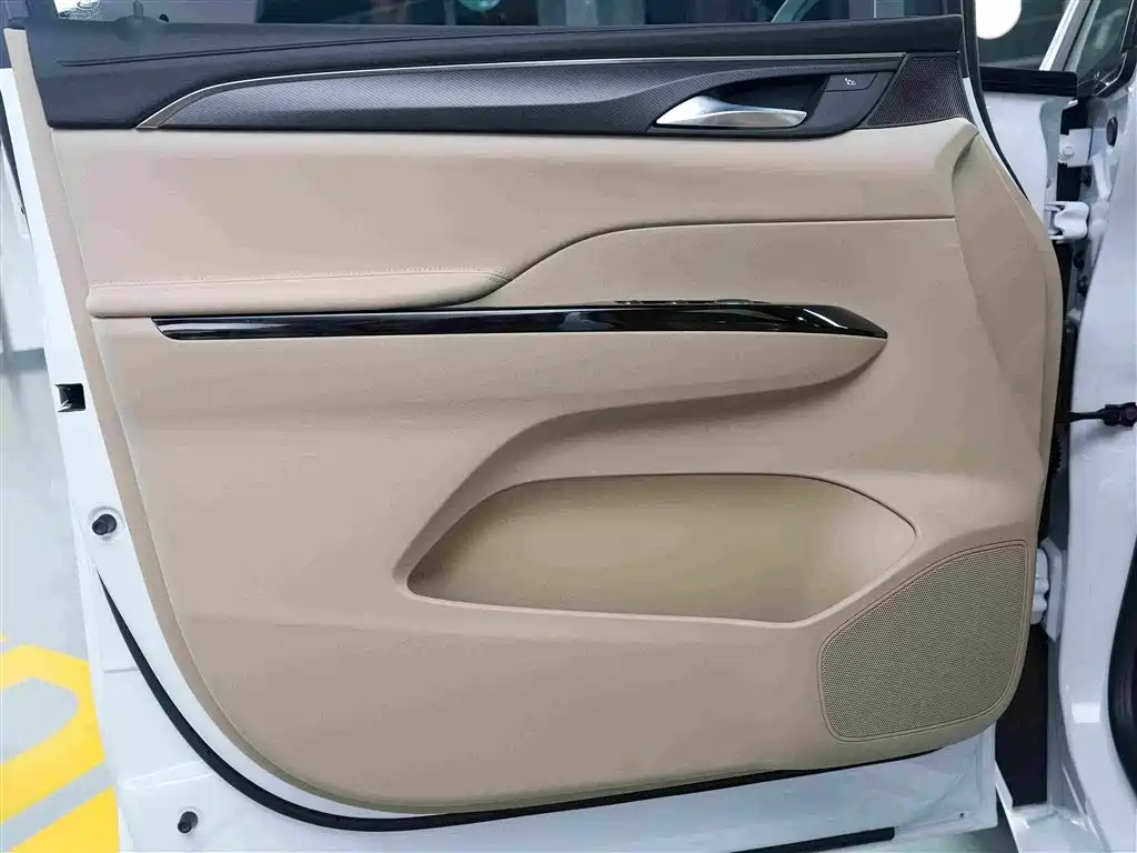Buick GL8 2026 2025 Land Business Class Smart Enjoy Edition