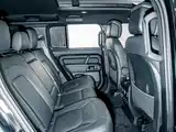 Photo 24 - Land Rover Defender
