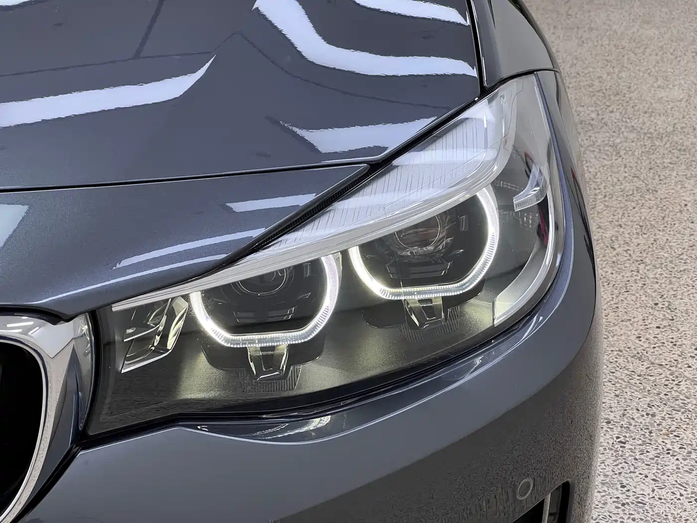 BMW 3 Series GT 2019 320i Fashion Model фото 8