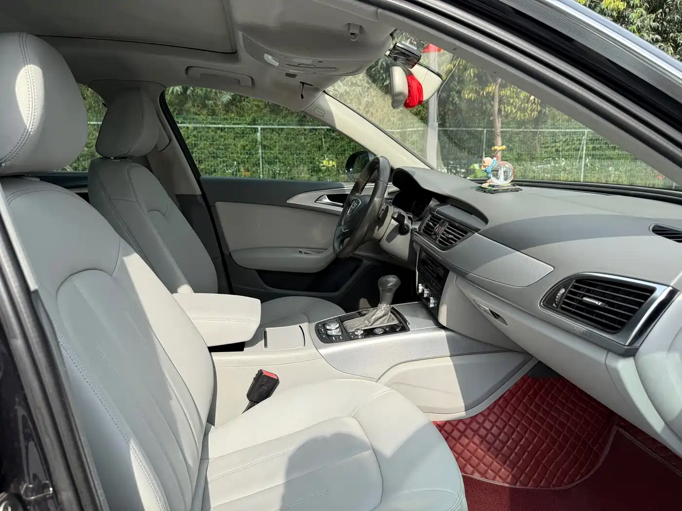 Audi A6L 2012 30 FSI Comfort фото 21
