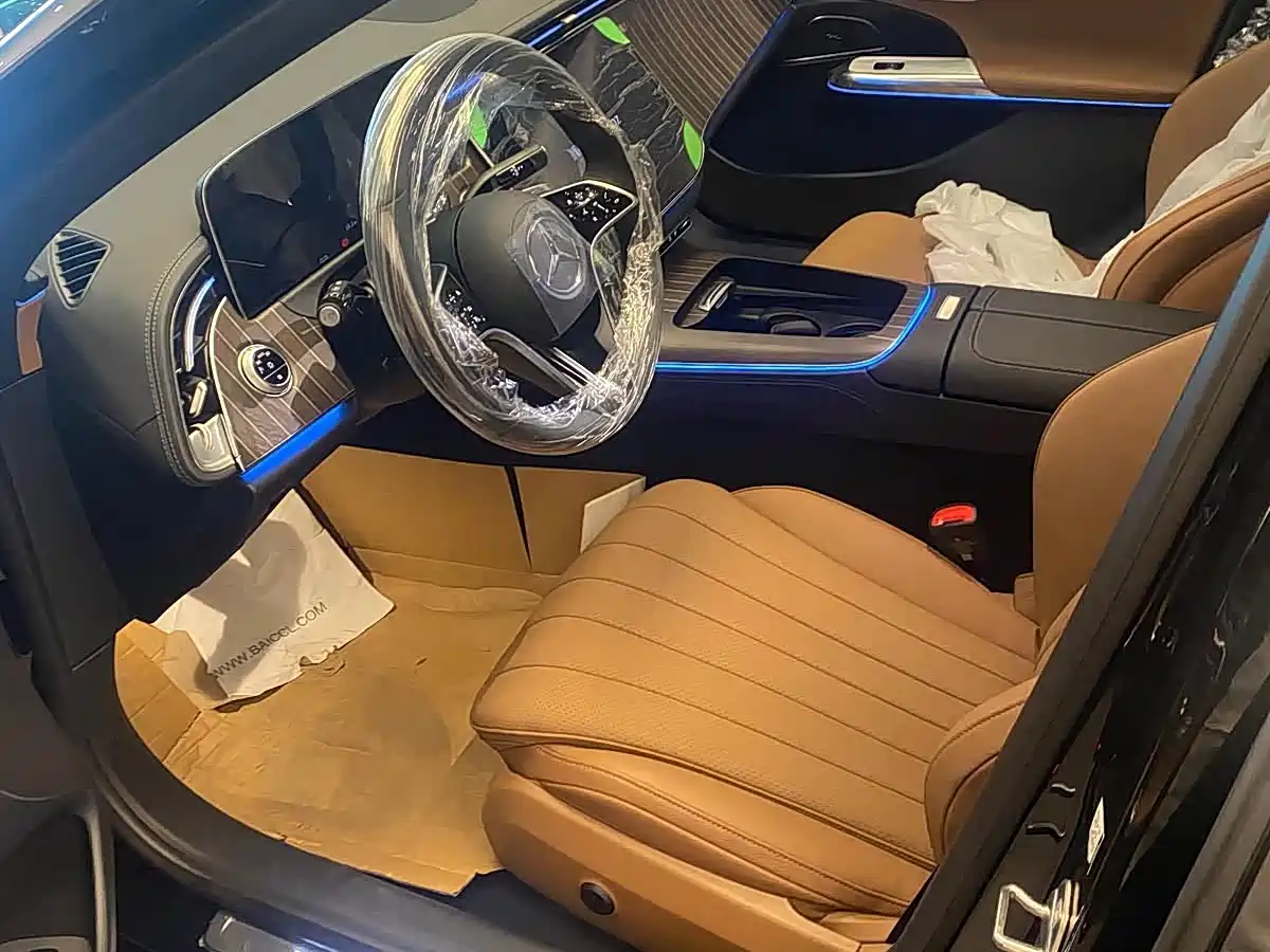 Mercedes-Benz E-Class 2026 E 300 L Luxury фото 4
