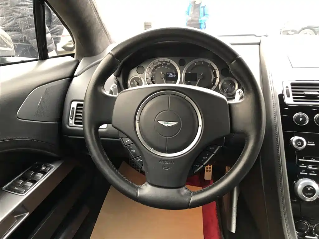 Aston Martin Rapide 2018 2010 6.0L