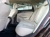 Photo 12 - Buick LaCrosse