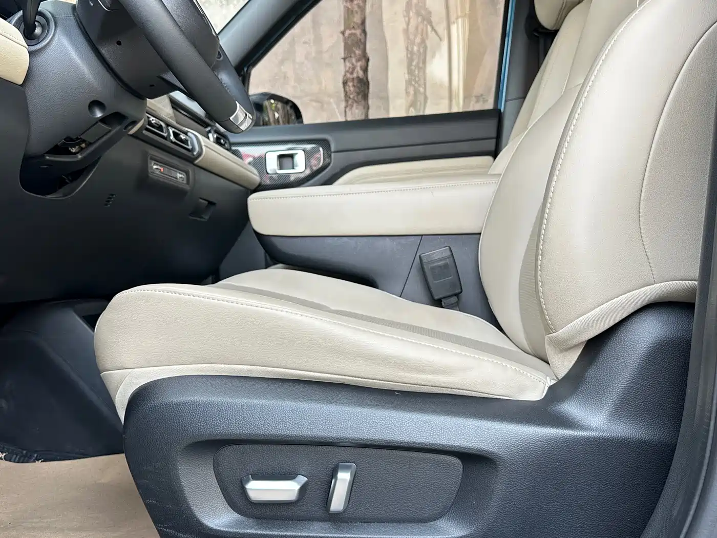 BAOJUN YUE ALSO PLUS