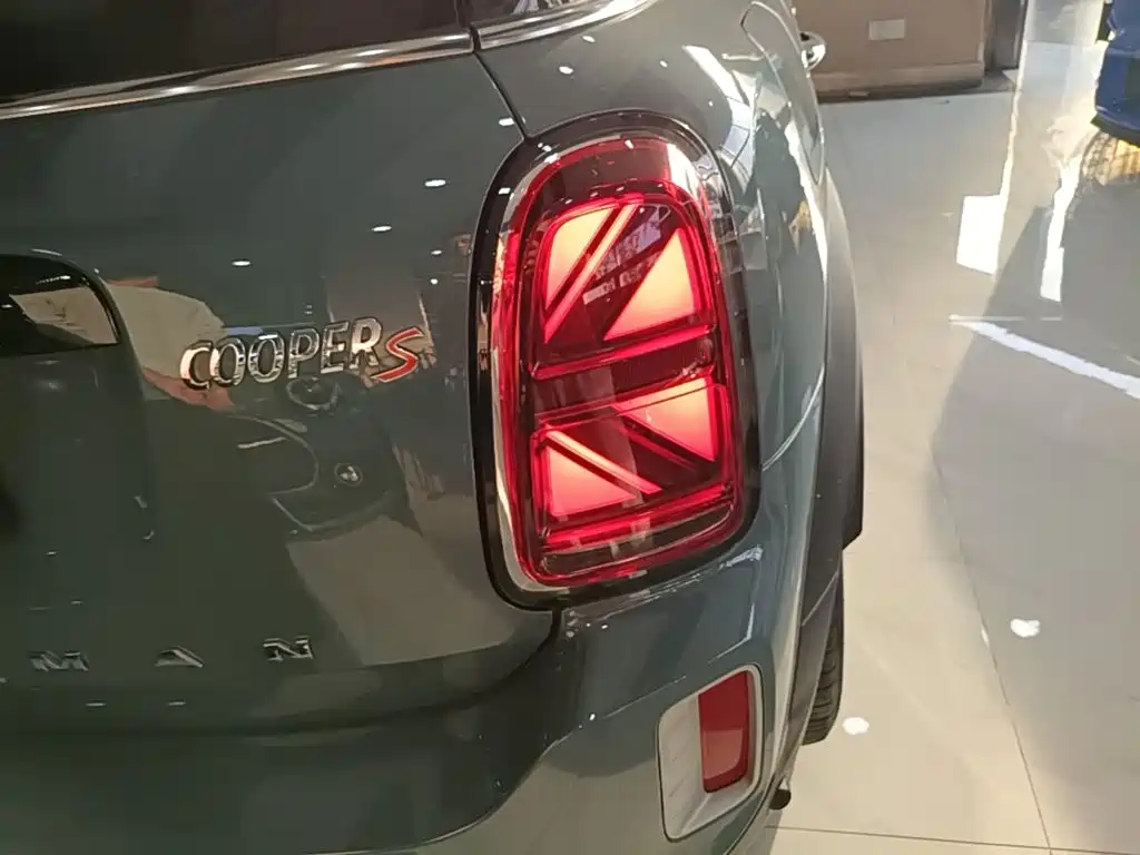 Photo 8 - MINI COUNTRYMAN