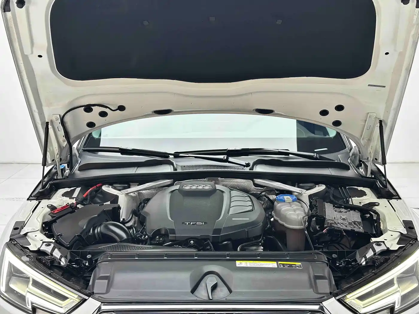 Photo 23 - Audi A4L