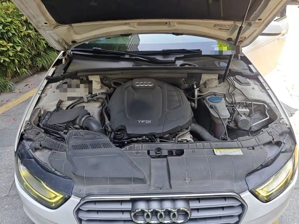 Audi A4L 2013 35 TFSI Automatic Standard фото 11