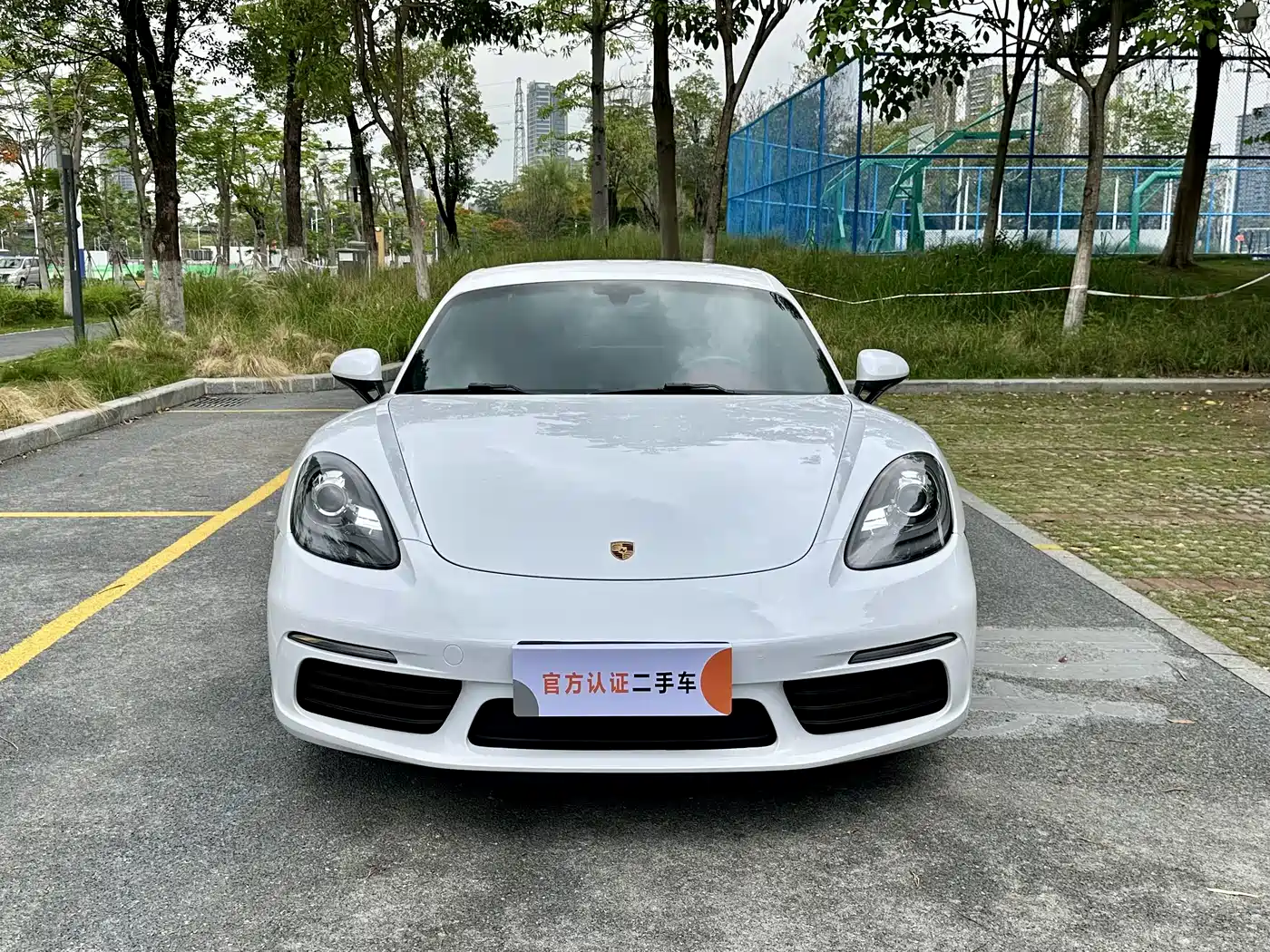 Porsche 718 2018 Cayman 2.0T фото 2
