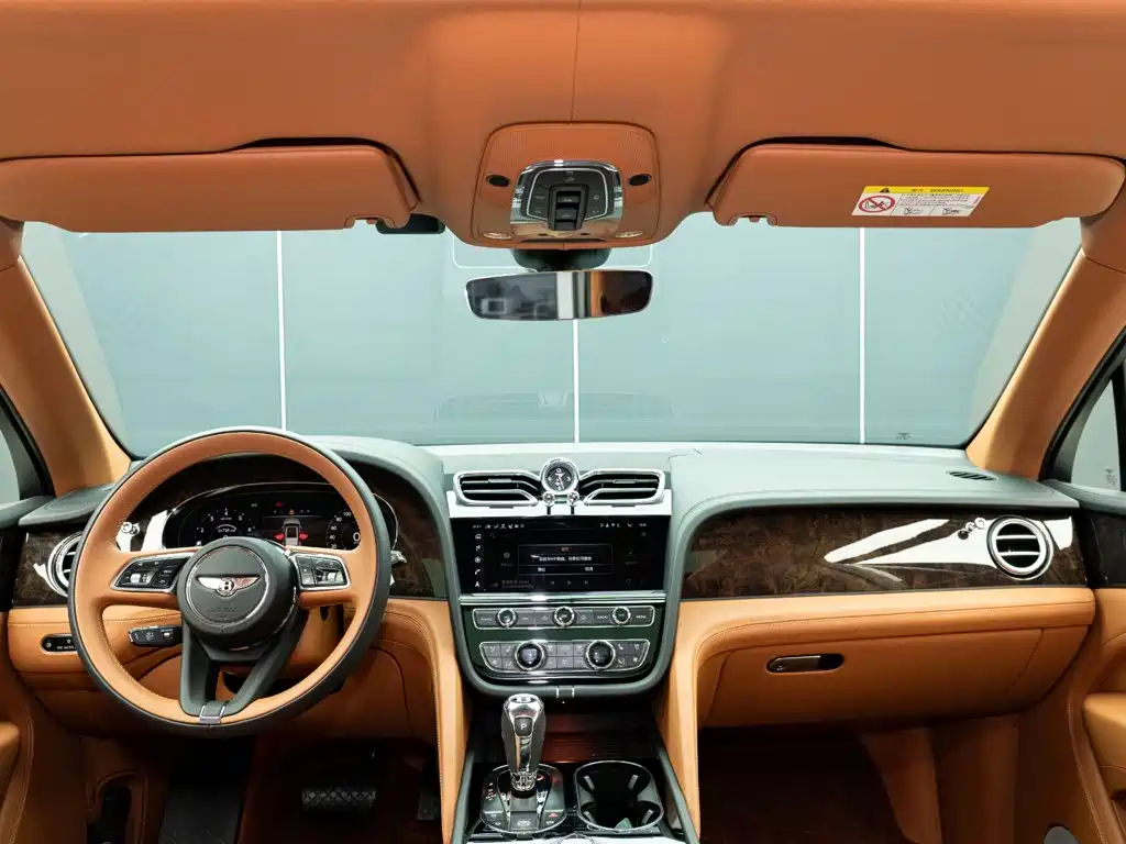 Bentley Bentayga 2026 2025 4.0T V8 Long Wheelbase Art Edition