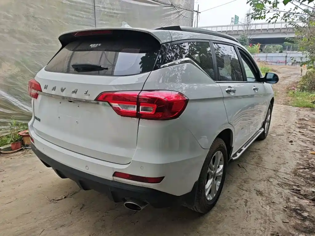 Фото 7 - Haval M6