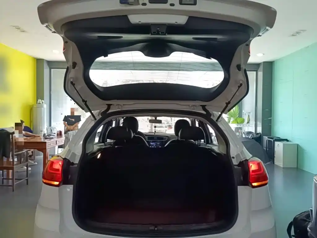 Фото 19 - Citroën C3-XR