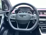 Фото 15 - Geely Coolray