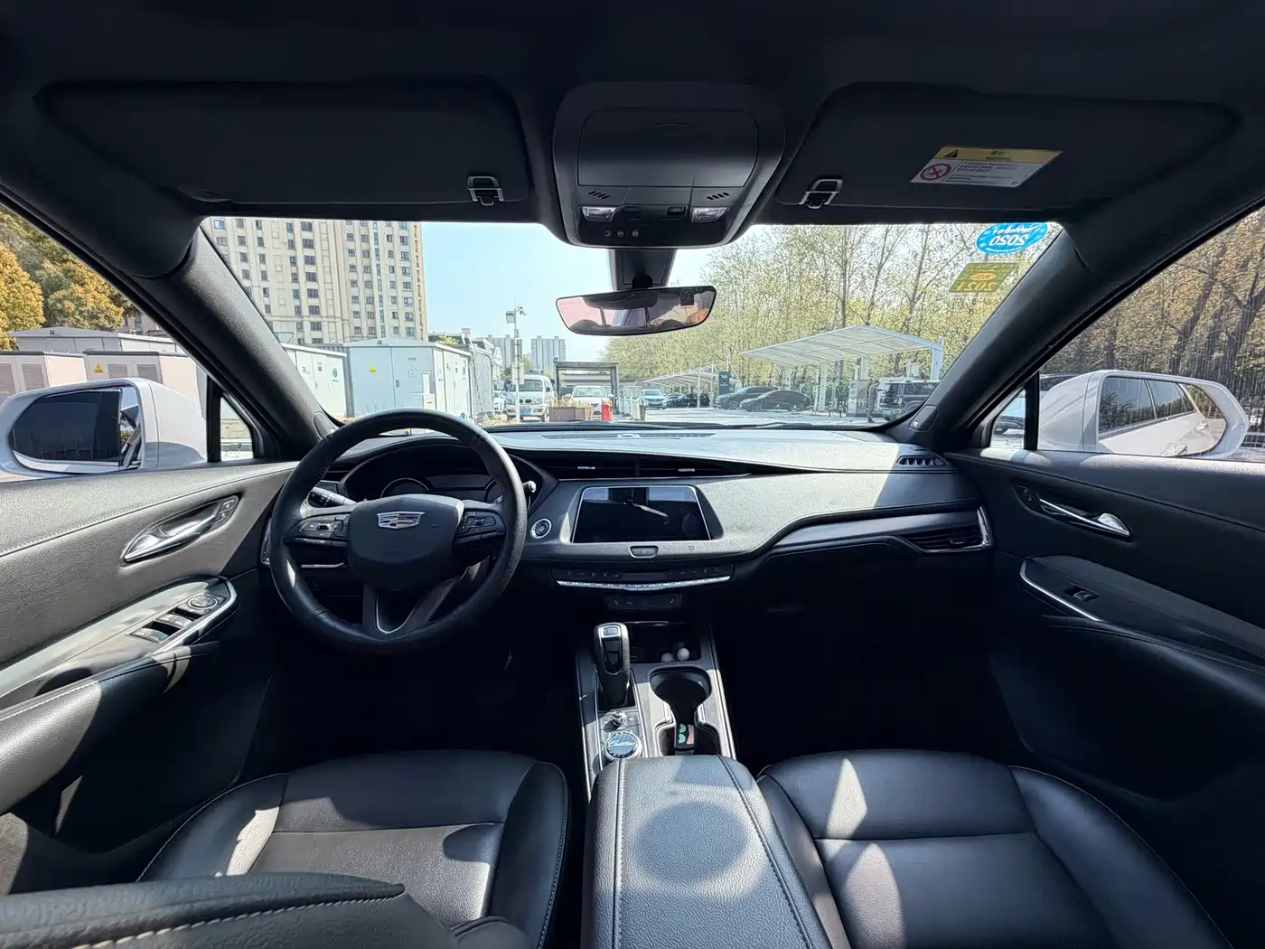 Cadillac XT4 2018 28T FWD Leading Edition фото 10