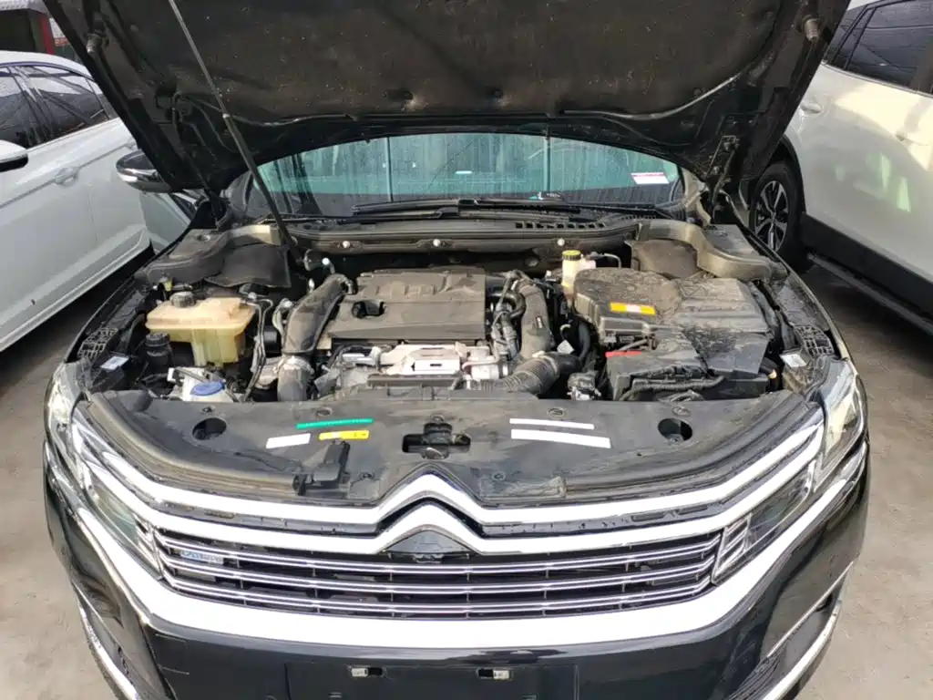 Photo 20 - Citroën C6