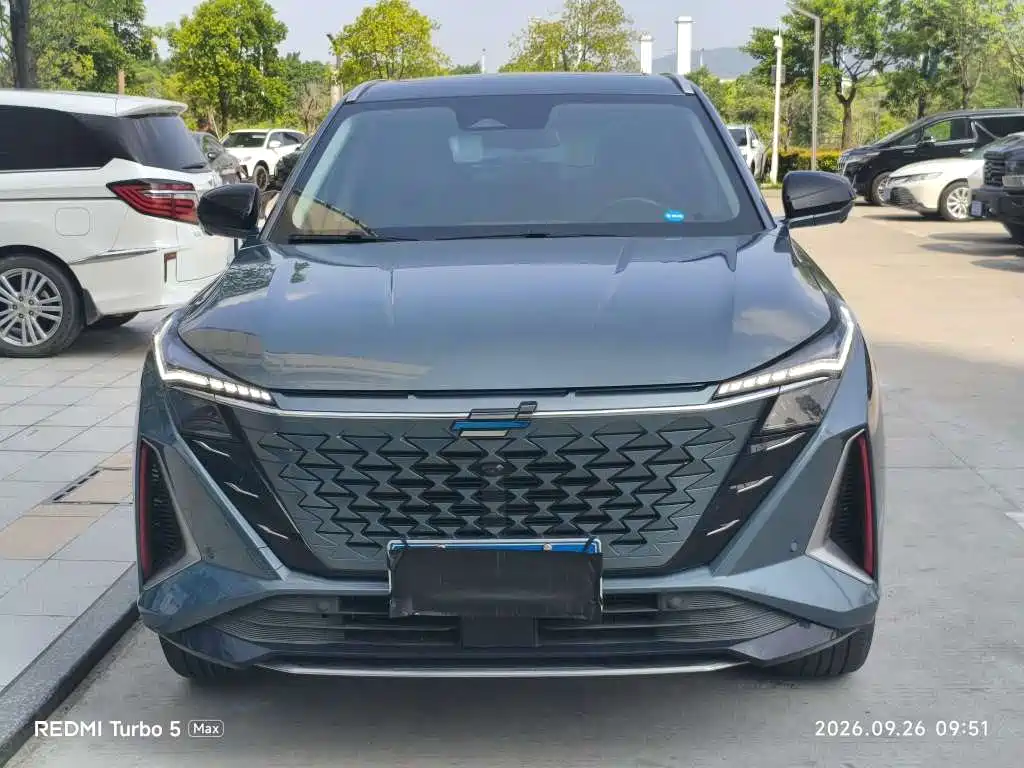Фото 2 - Changan Oshan Z6