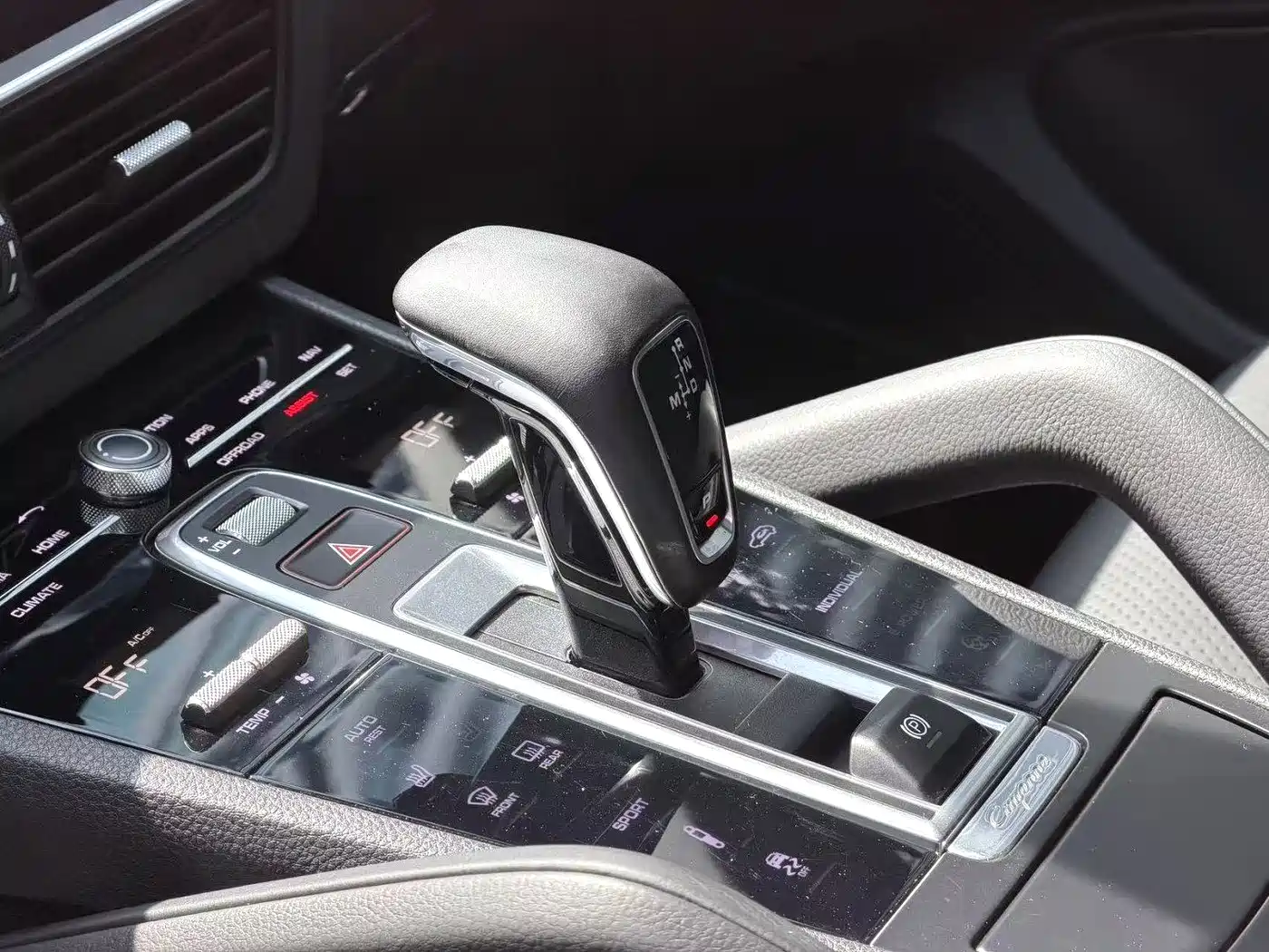 Porsche Cayenne 2018 Cayenne 3.0T фото 10