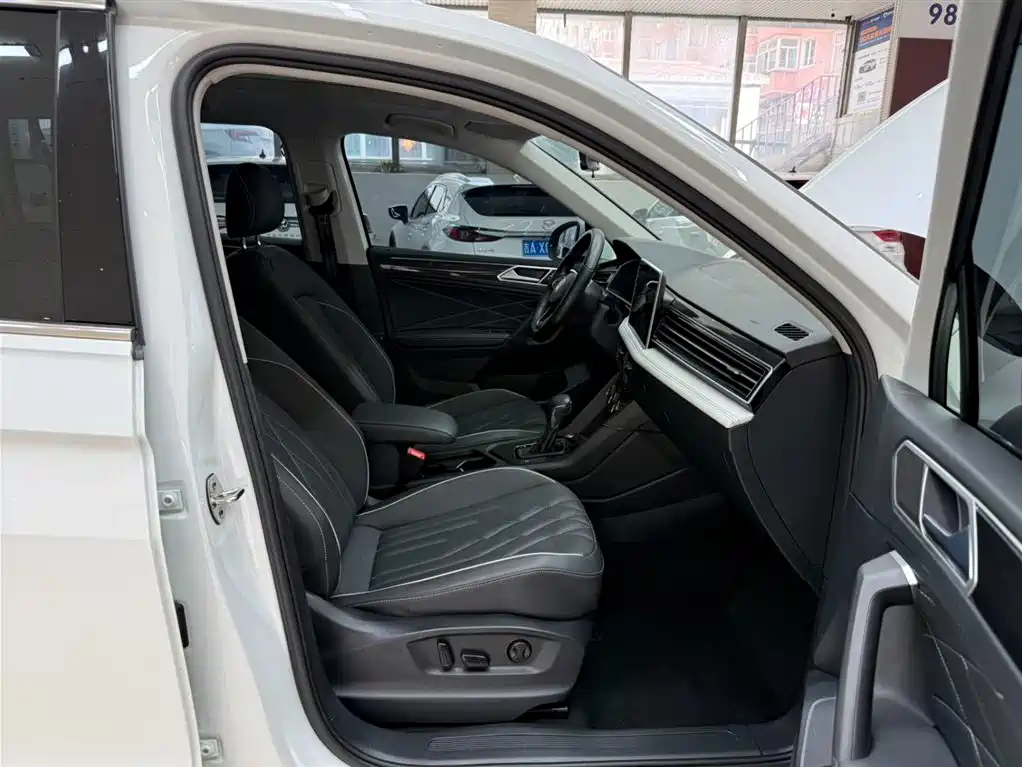 Volkswagen Tiguan L 2023 280TSI 2WD Trend Limited Edition фото 21