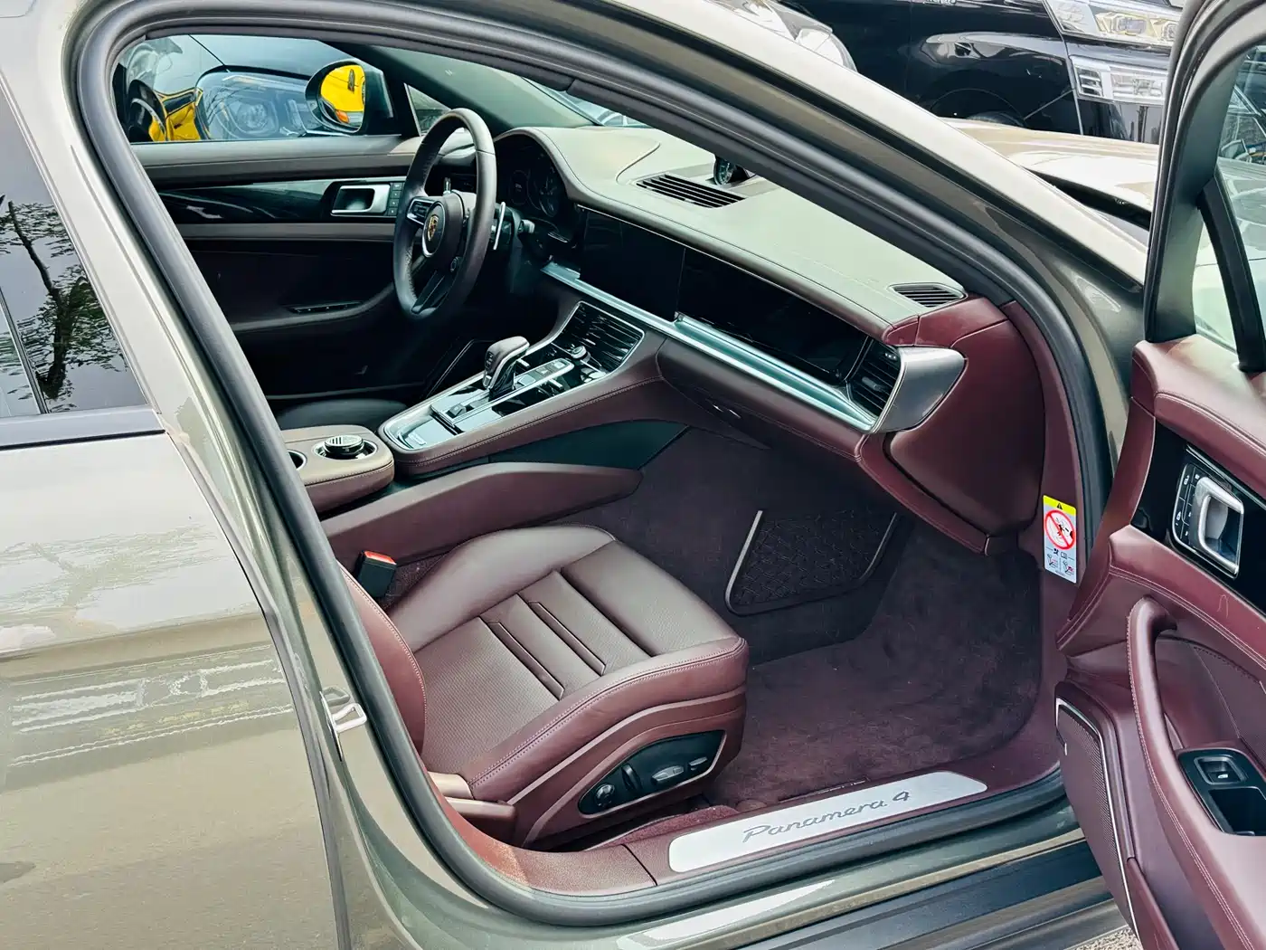Porsche Panamera New Energy 2023 Panamera 4 E-Hybrid 2.9T фото 24