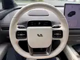 Photo 17 - Li Auto i6