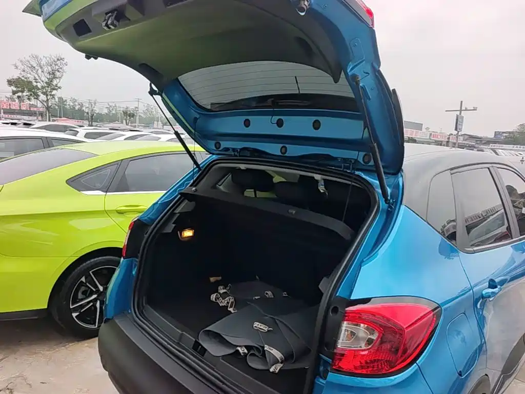 Renault Captur 2017 2015 1.2T Automatic Comfort Edition